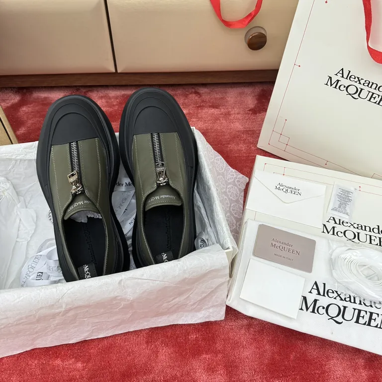 Alexander McQueen Shoe 